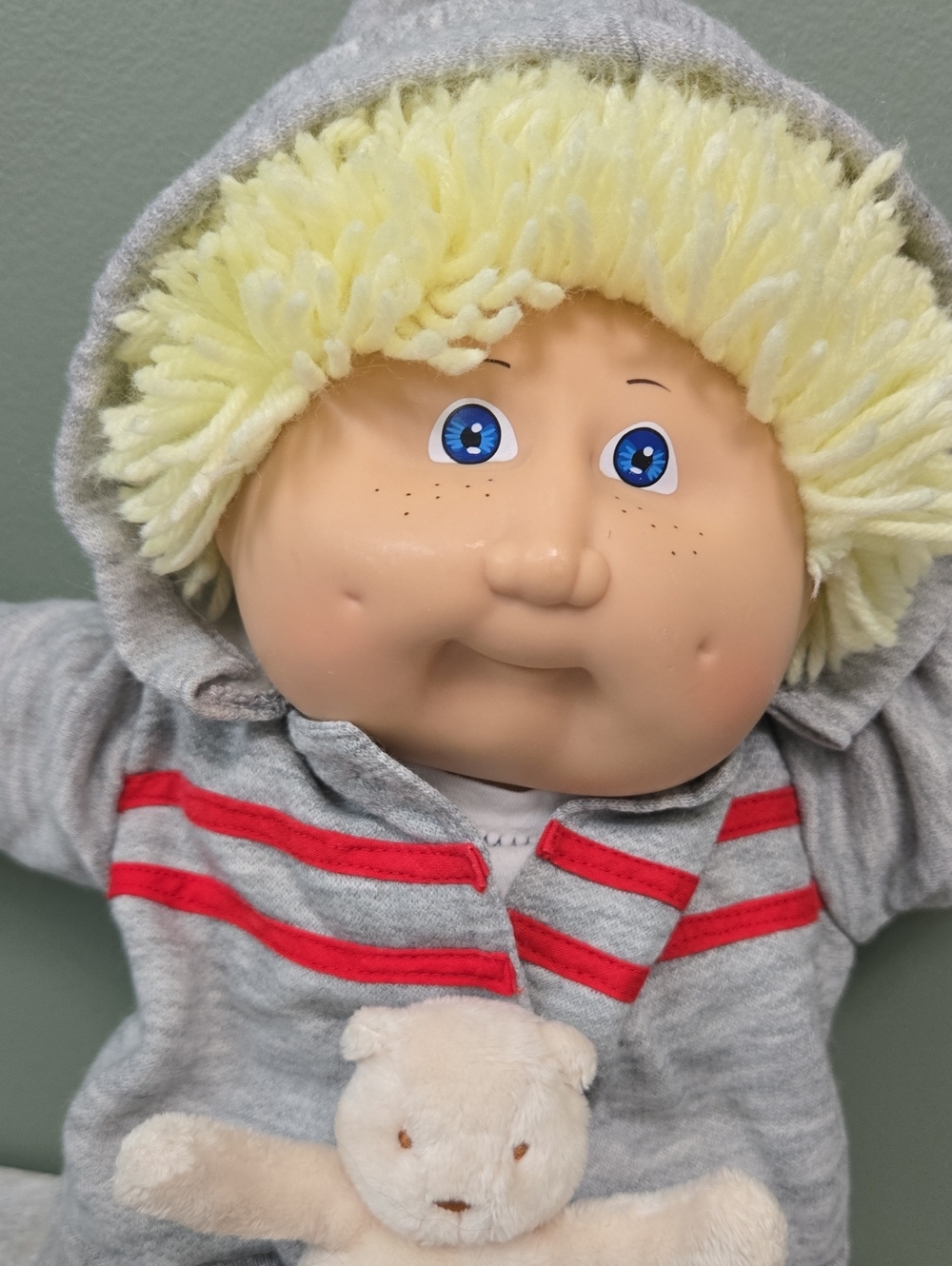 Vintage Cabbage Patch Doll  Yellow Hair Blue Eyes